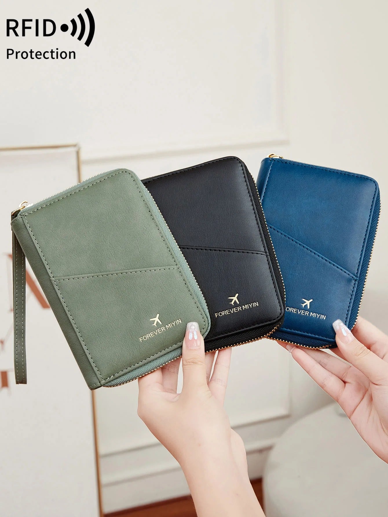 Retro Passport Bag
